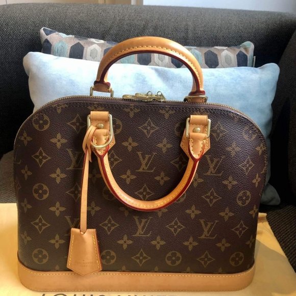 Louis Vuitton Alma Monogram Bag - Picture 2 of 9